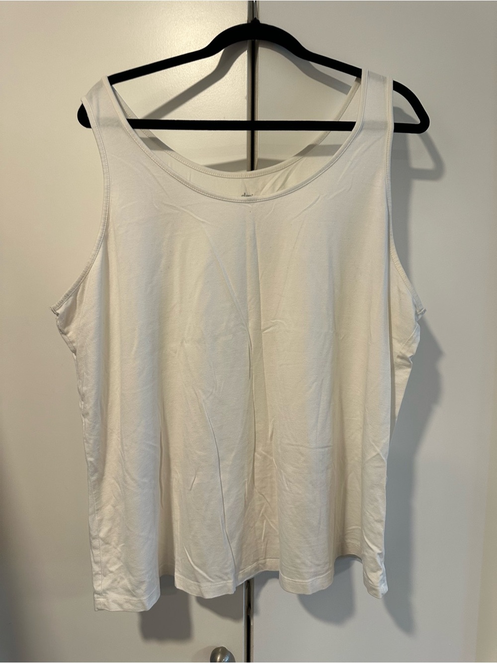 Classic White Women’s Tank Top Dip 3x